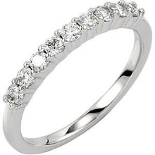 Anniversary Diamond Ring in 14kt White Gold 0.90pts